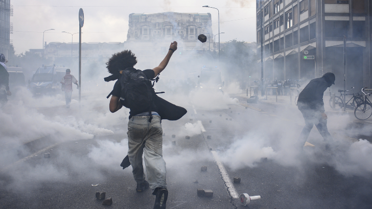 https://www.salarnews.in/public/uploads/images/newsimages/maannewsimage27092025_182332_Gaza airstrikes.png